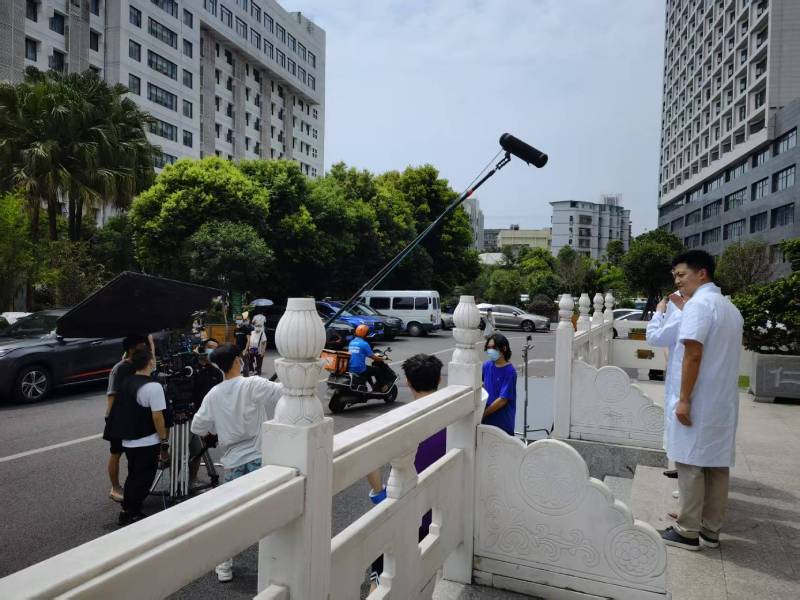 红安县广告片拍摄公司低成本实现高规格制作的诀窍